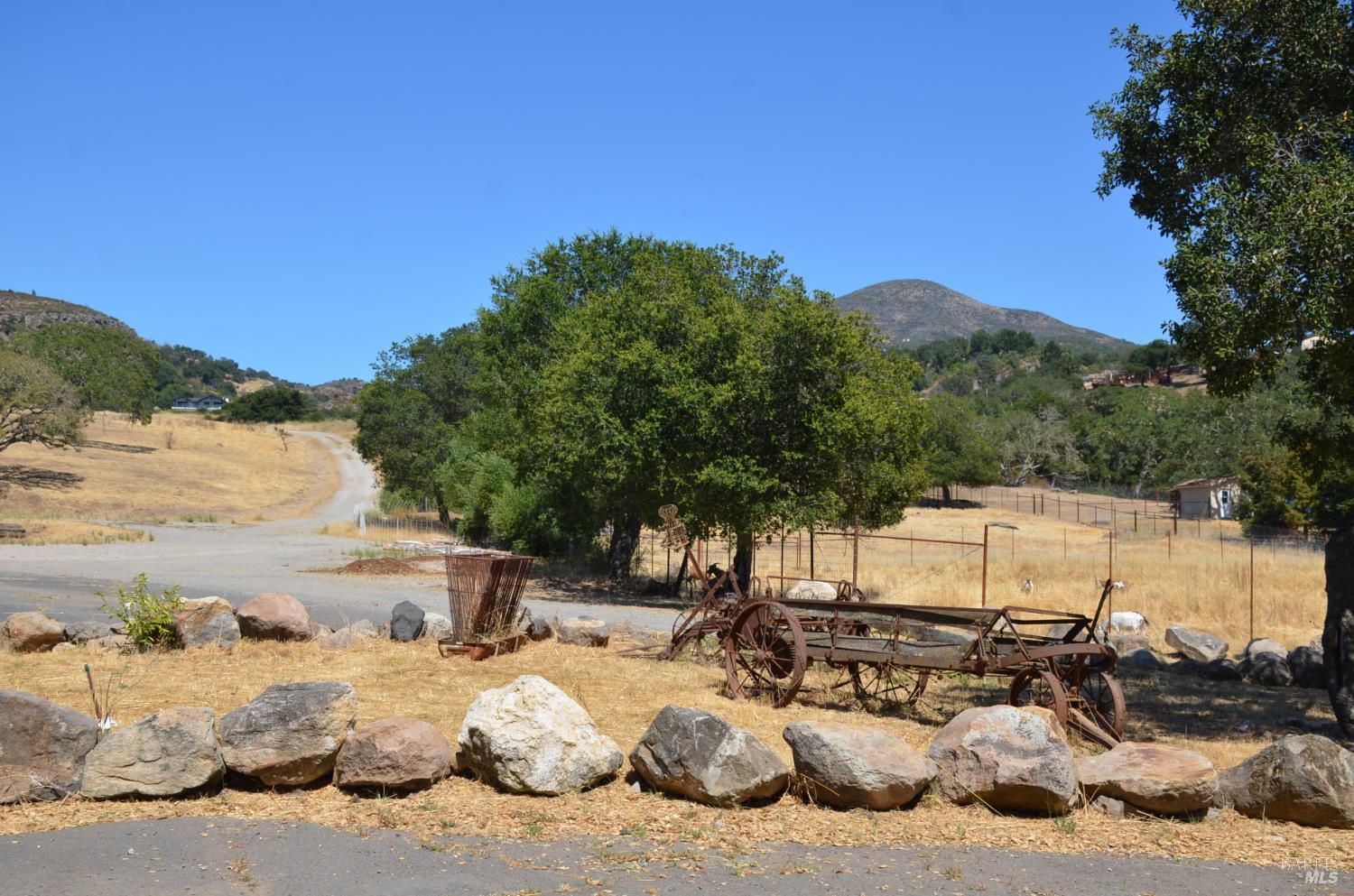 2186 Monticello Road Napa, CA 94558 - Photo 24 of 44