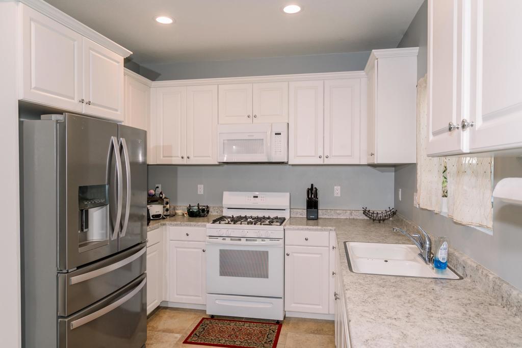 35458 Brown Galloway Lane Fallbrook, CA 92028 - Photo 10 of 28