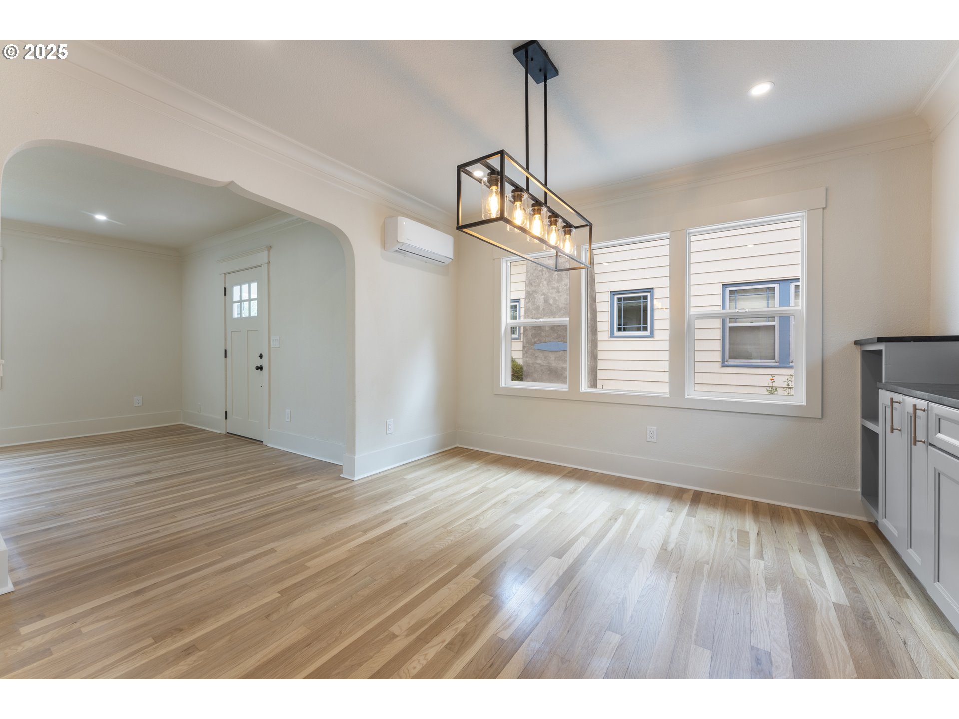 3564 Northeast Mathison Place Portland, OR 97212 - Photo 12 of 47