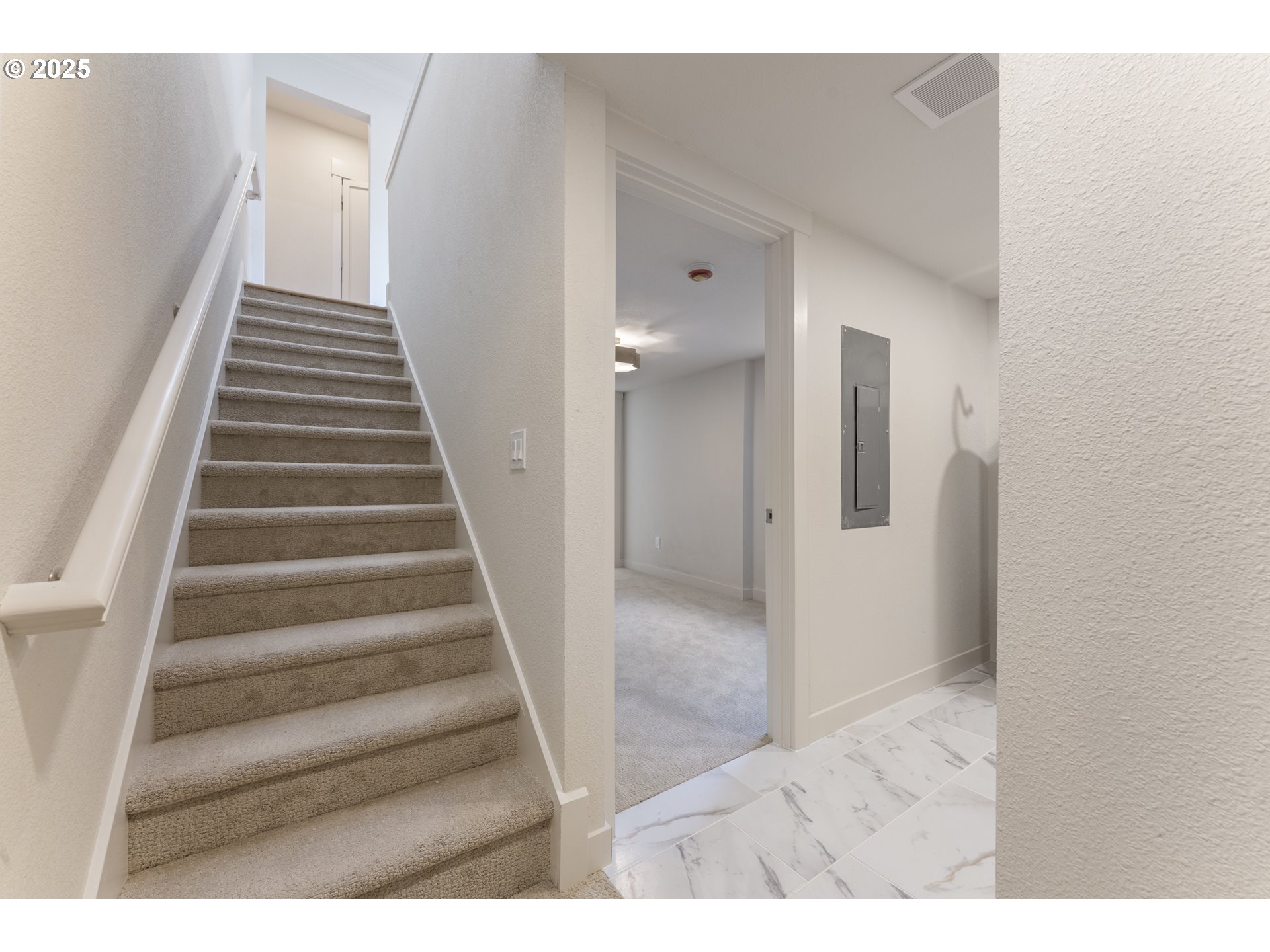 3564 Northeast Mathison Place Portland, OR 97212 - Photo 29 of 47