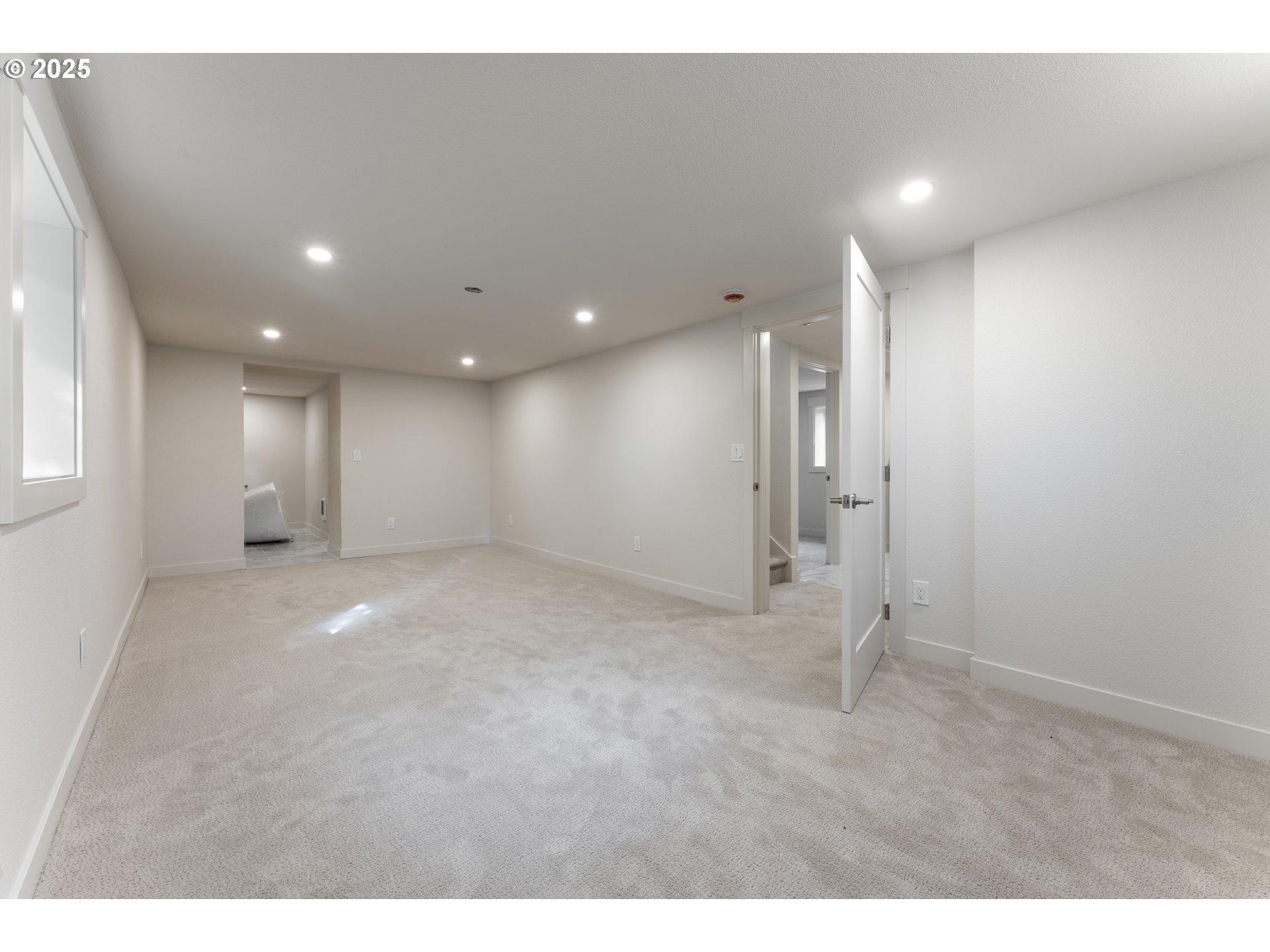 3564 Northeast Mathison Place Portland, OR 97212 - Photo 35 of 47