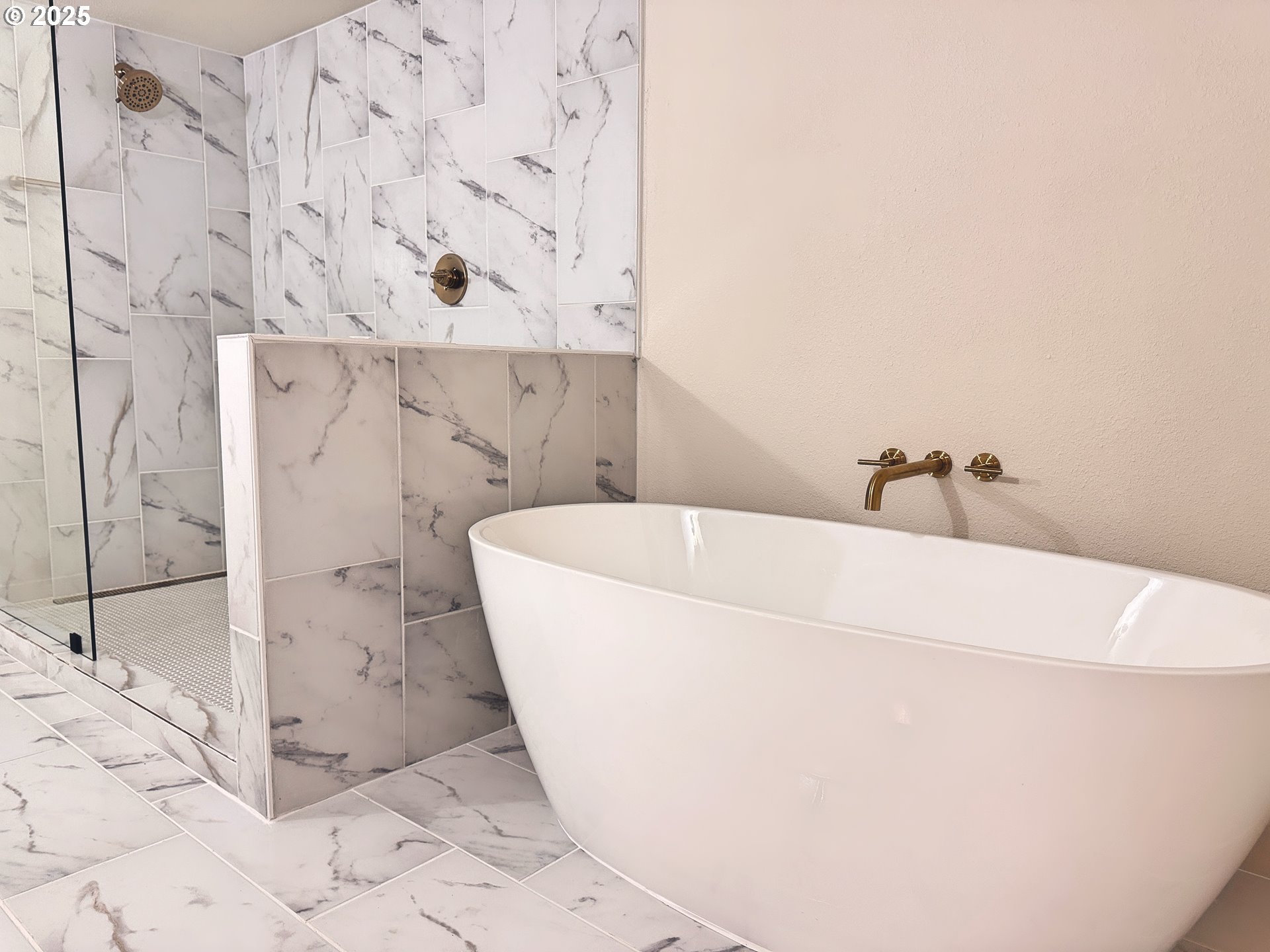 3564 Northeast Mathison Place Portland, OR 97212 - Photo 38 of 47