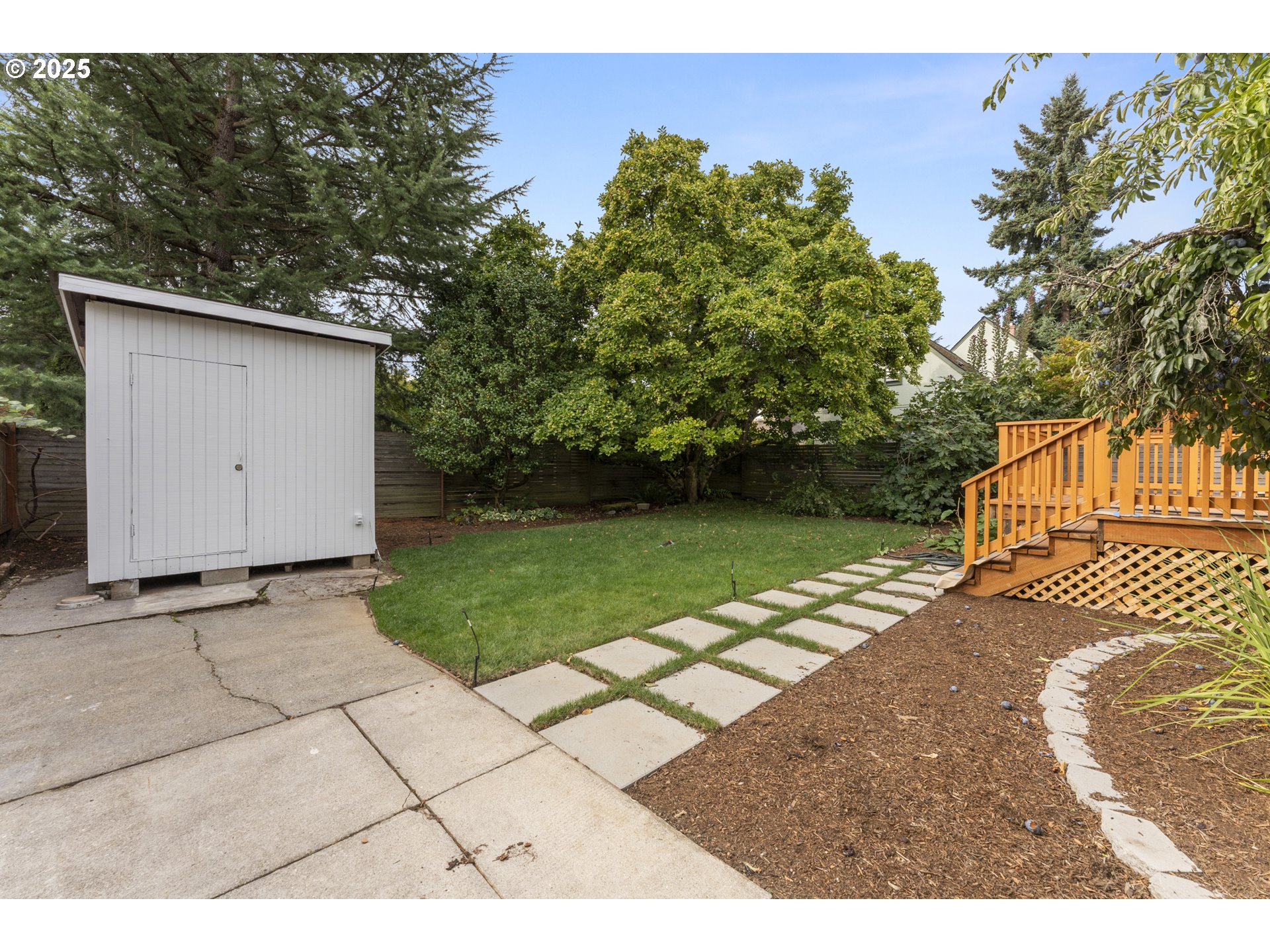 3564 Northeast Mathison Place Portland, OR 97212 - Photo 42 of 47