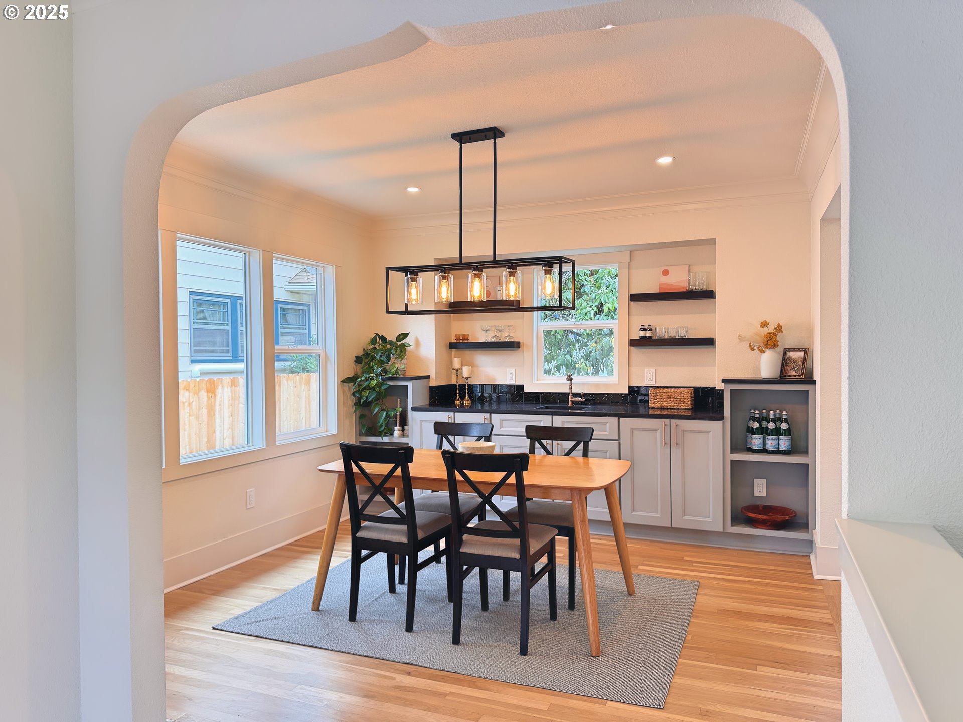 3564 Northeast Mathison Place Portland, OR 97212 - Photo 8 of 47