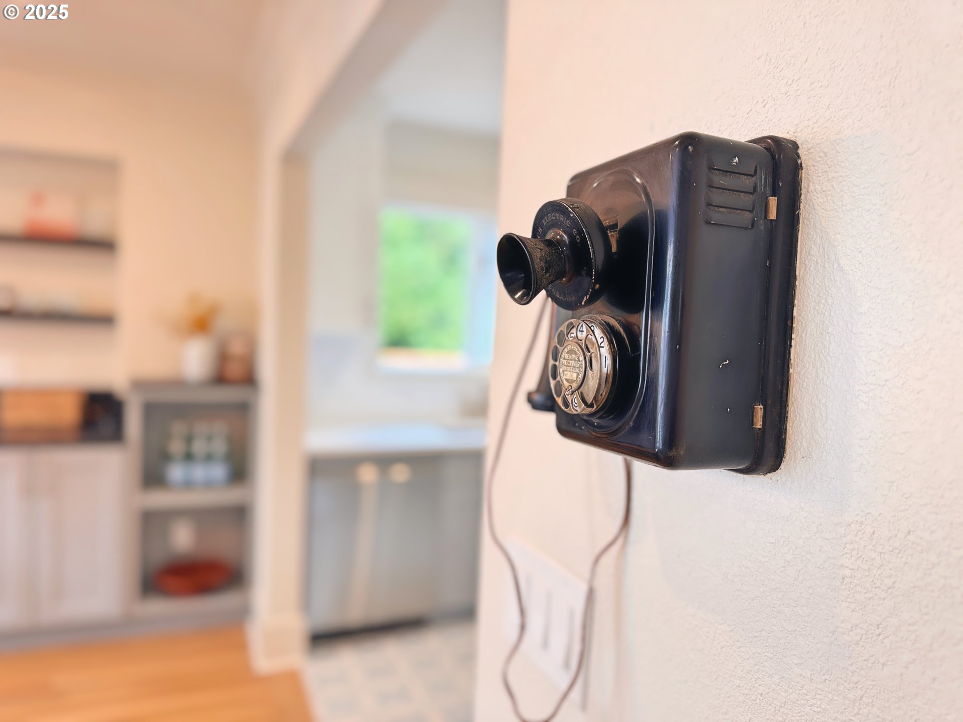 3564 Northeast Mathison Place Portland, OR 97212 - Photo 10 of 47