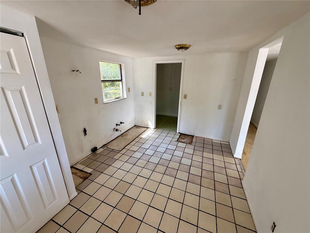 1134 Engman Street Clearwater, FL 33755 - Photo 10 of 27 a view of an empty room
