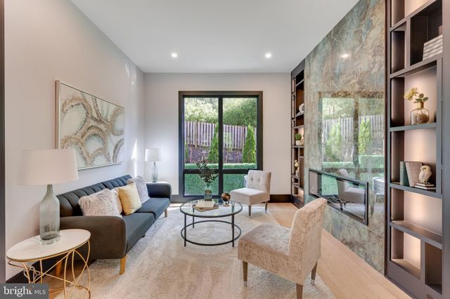 $2,700,000 | 1850 Patton Terrace, McLean, VA 22101