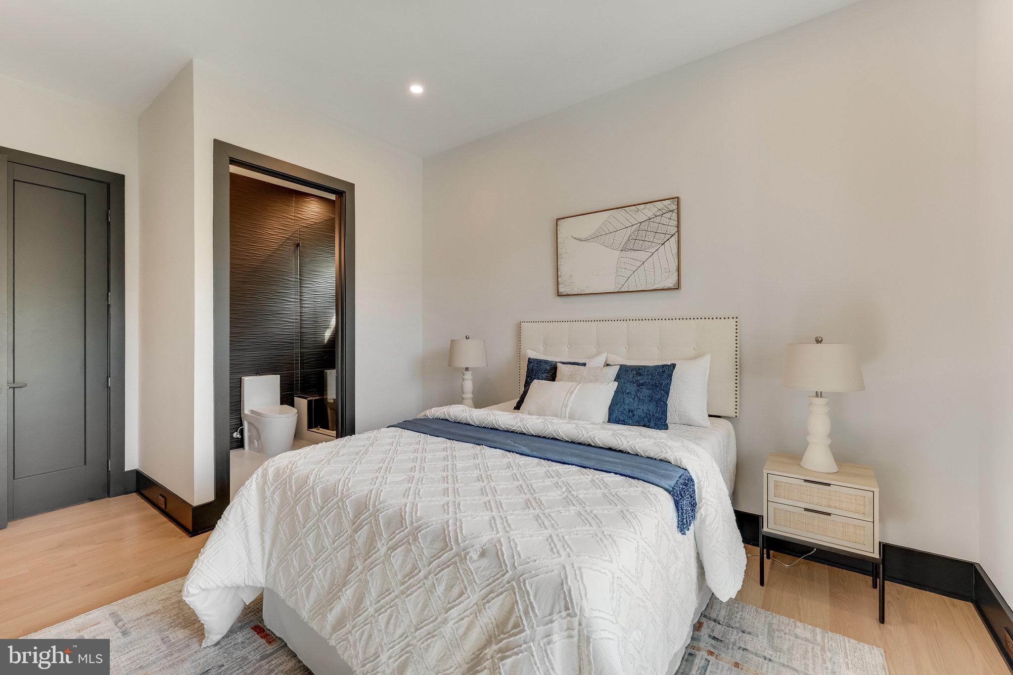 1850 Patton Terrace McLean, VA 22101 - Photo 16 of 105