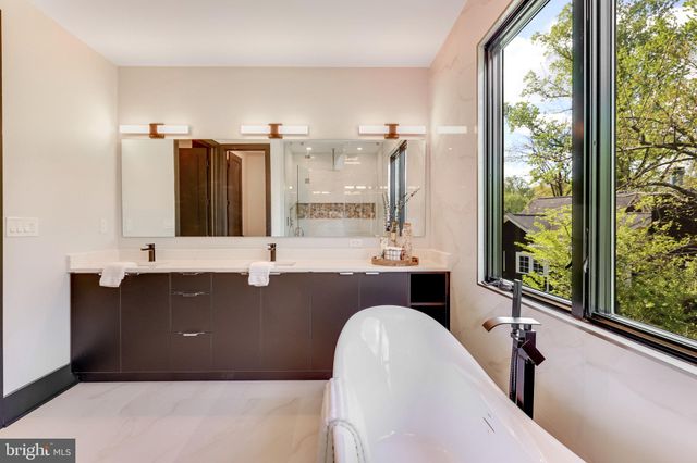 $2,700,000 | 1850 Patton Terrace, McLean, VA 22101