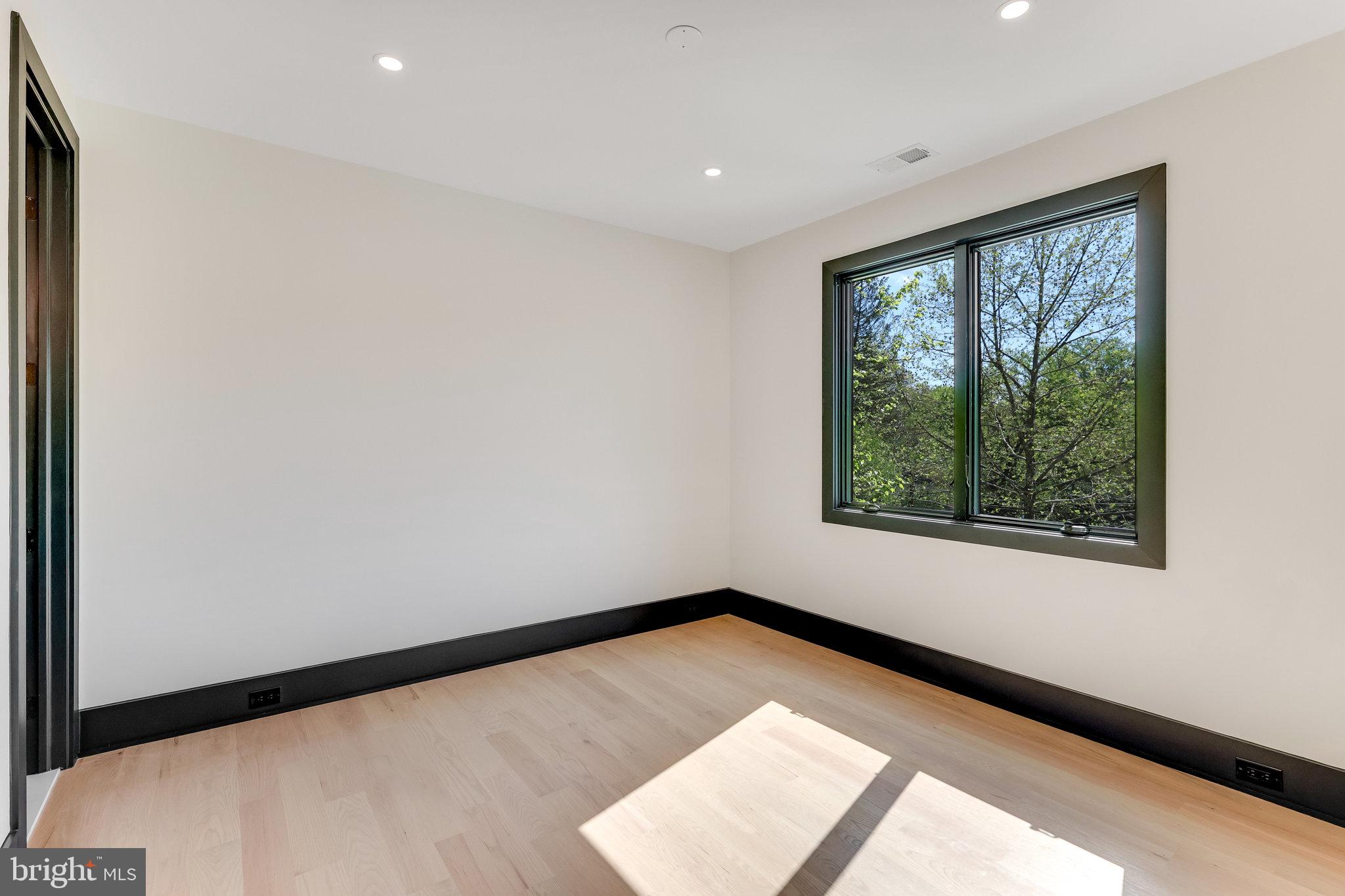 1850 Patton Terrace McLean, VA 22101 - Photo 62 of 105