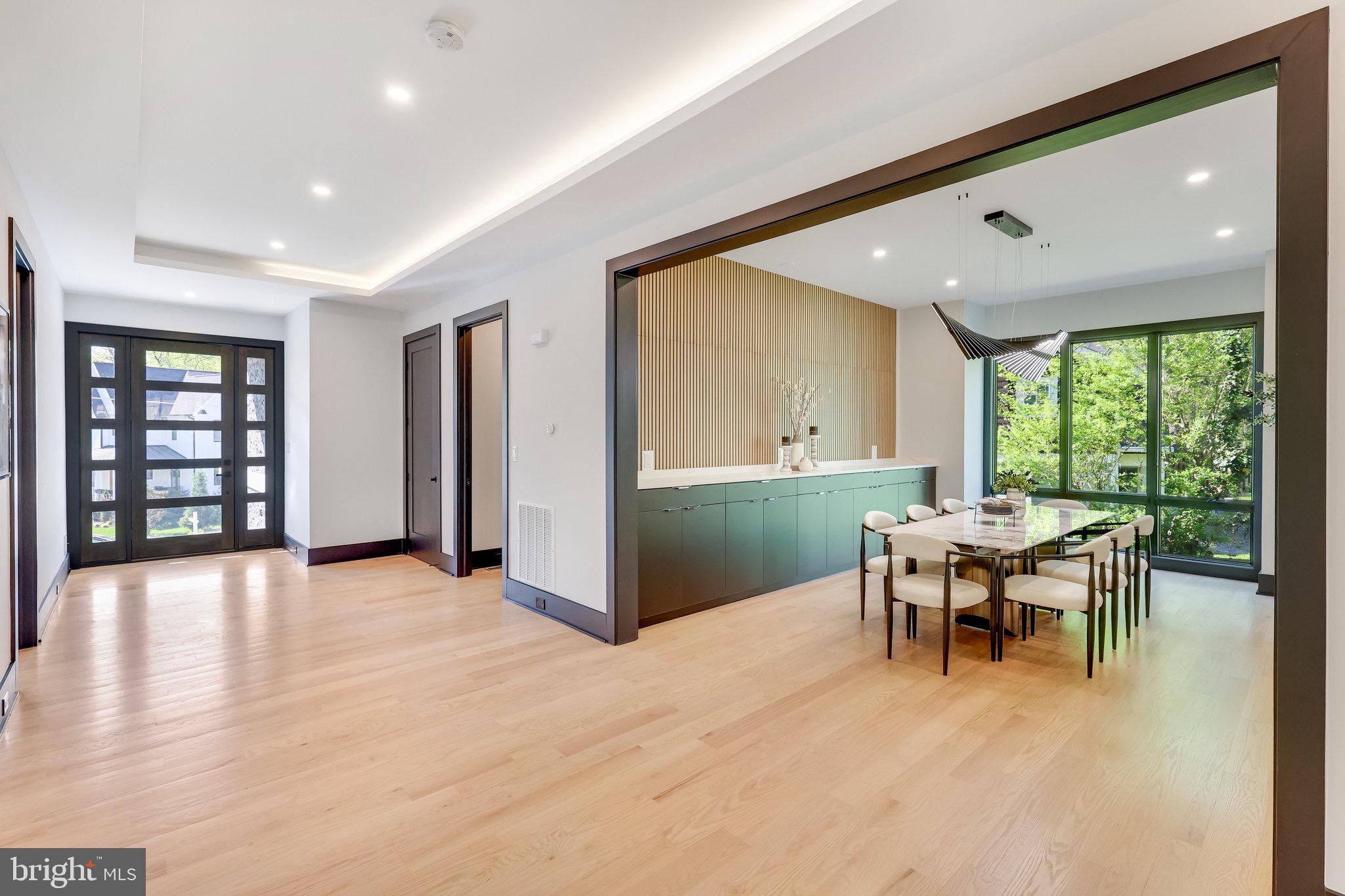 1850 Patton Terrace McLean, VA 22101 - Photo 9 of 105