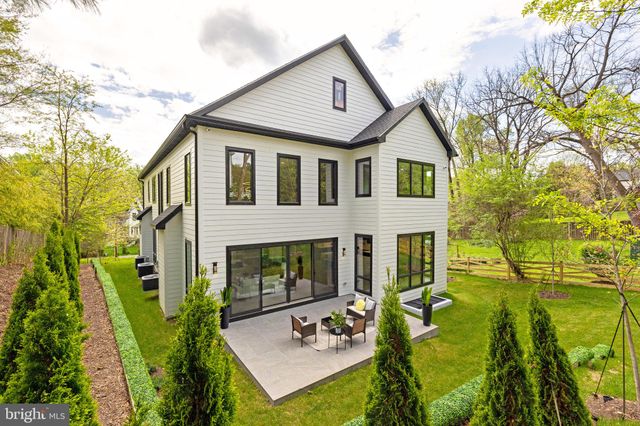 $2,700,000 | 1850 Patton Terrace, McLean, VA 22101