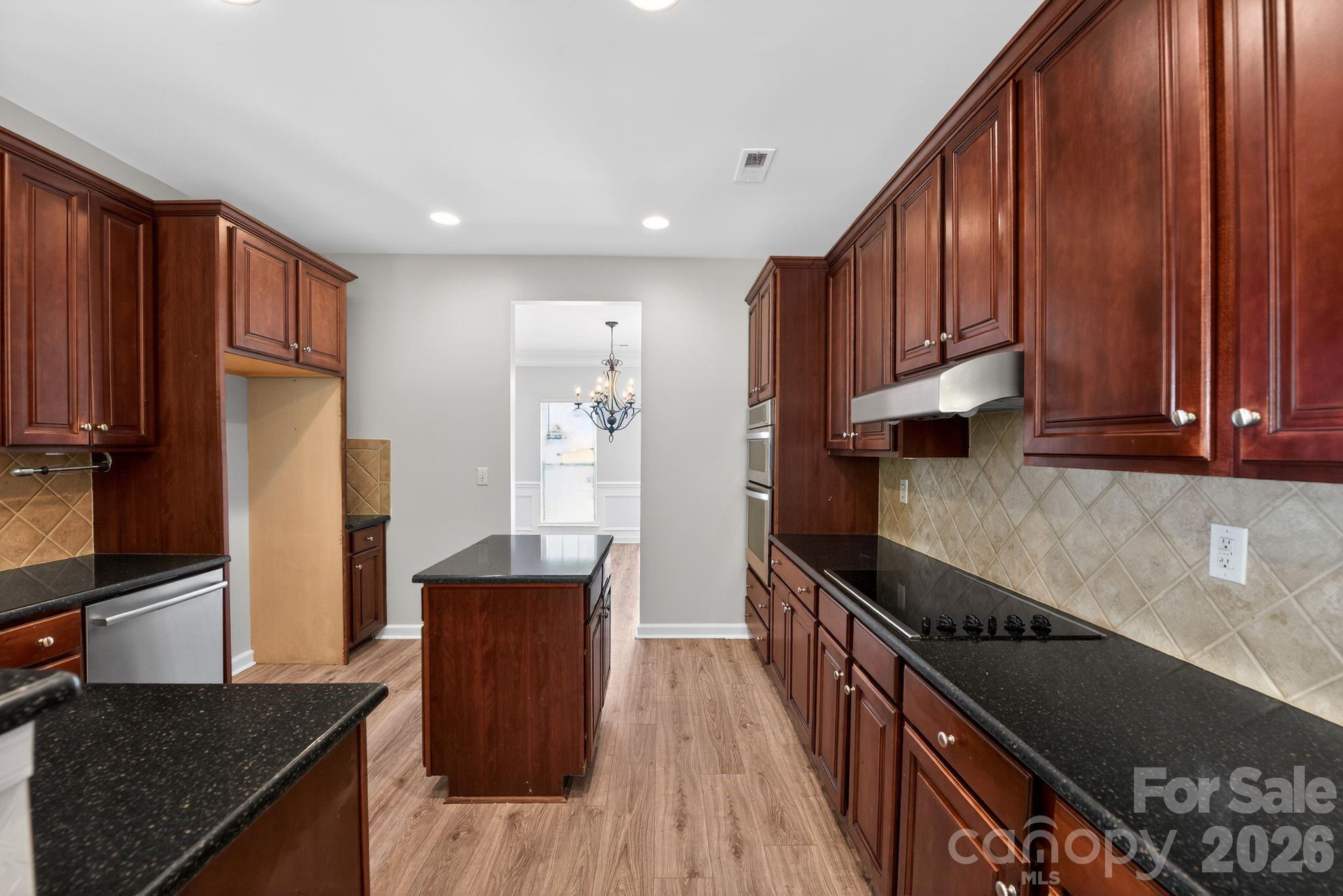 3434 Fallowbrook Forest York, SC 29745 - Photo 8 of 30