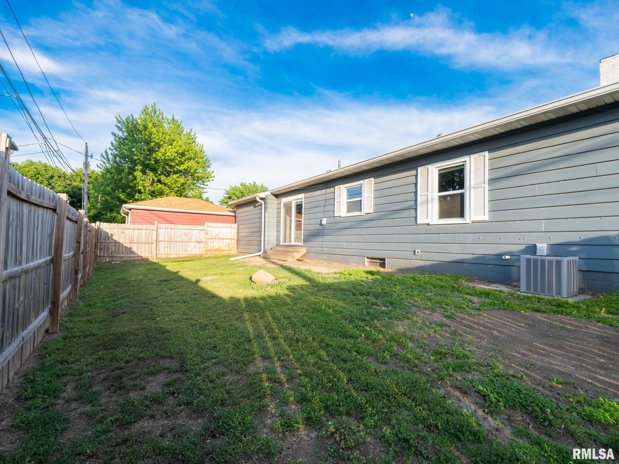 1501 Tennell Road Pekin, IL 61554 - Photo 24 of 25