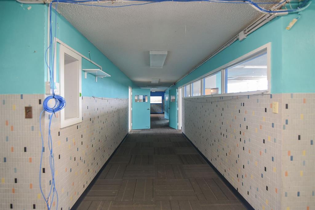 4403 Phillips Drive Wichita Falls, TX 76308 - Photo 29 of 40 a view of entryway