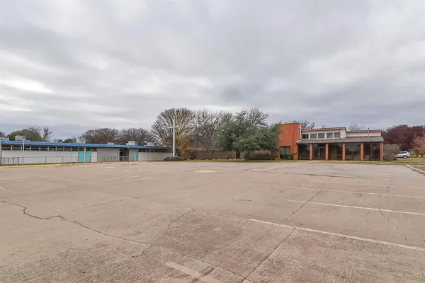 $620,000 | 4403 Phillips Drive, Wichita Falls, TX 76308