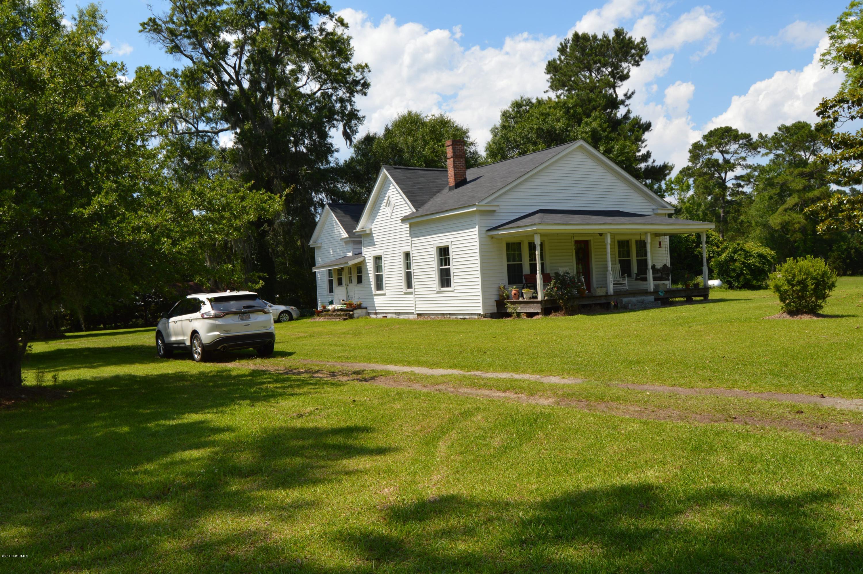 862 Clarks Landing Road Rocky Point, NC 28457 - Photo 27 of 29 left side of house
