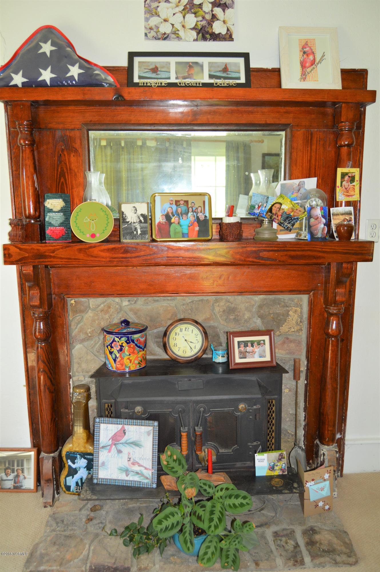 862 Clarks Landing Road Rocky Point, NC 28457 - Photo 5 of 29 fireplace