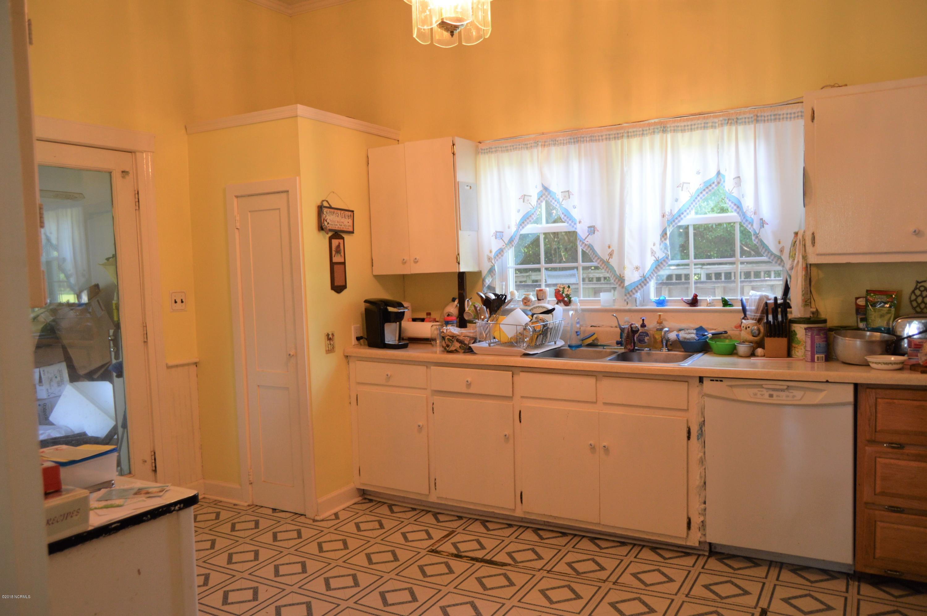 862 Clarks Landing Road Rocky Point, NC 28457 - Photo 10 of 29 kitchen 2