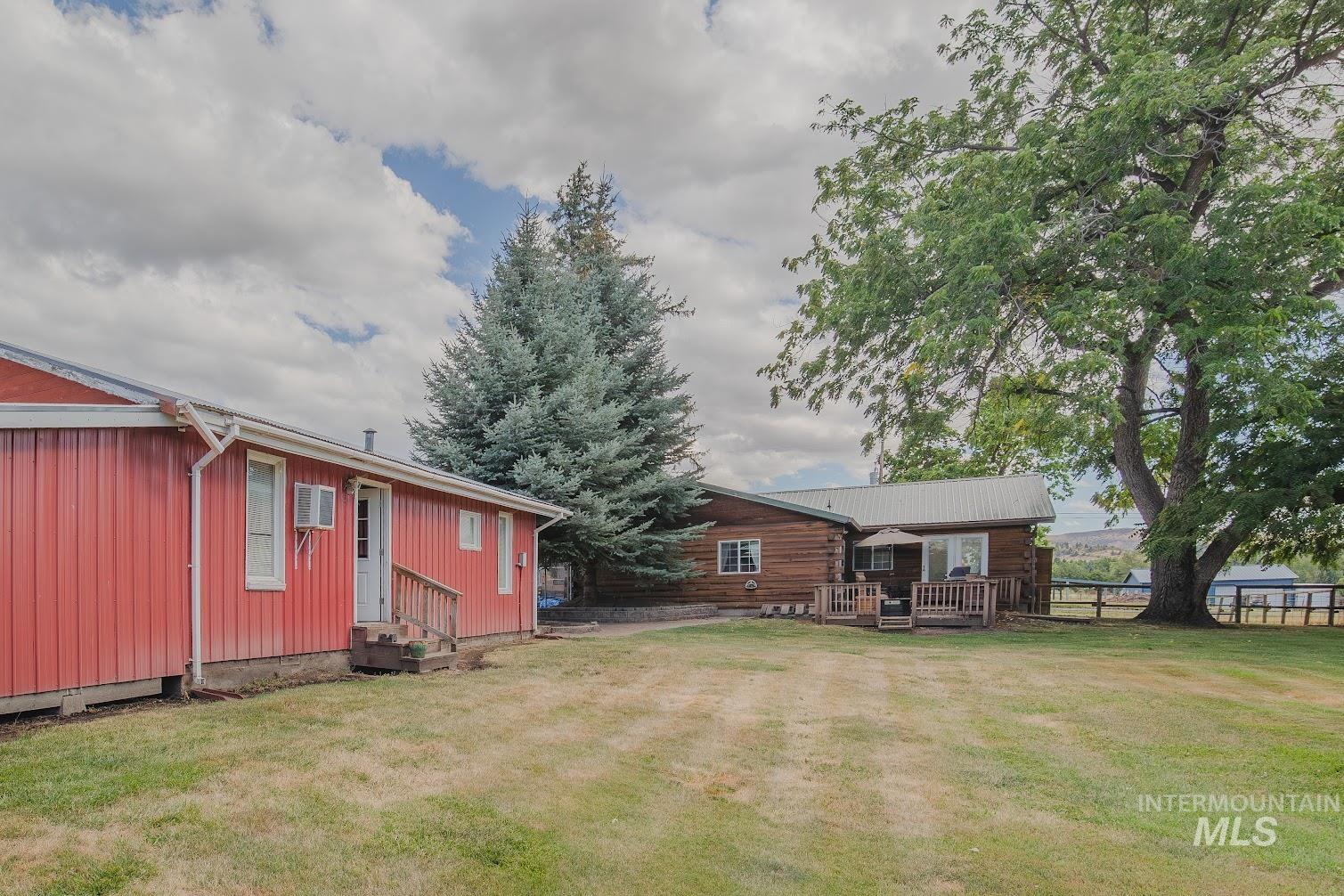 69431 Antles Road, Unit 1 Cove, OR 97824 - Photo 12 of 23 View of yard