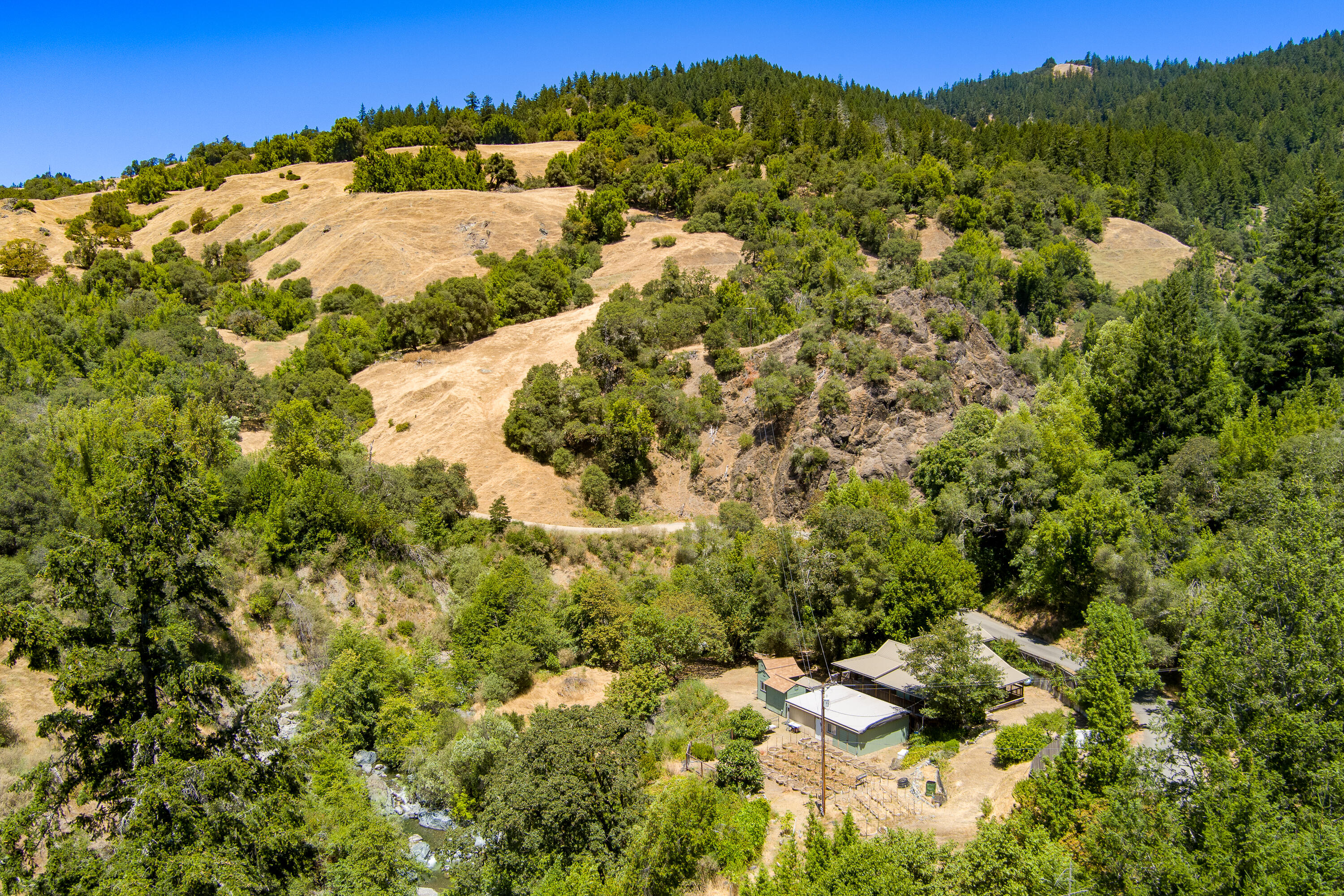 1250 Zenia Bluff Road Alderpoint, CA 95511 - Photo 6 of 73