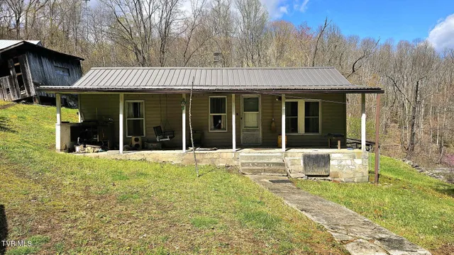 $185,000 | 4183 Stone Mountain Road, Coeburn, VA 24230
