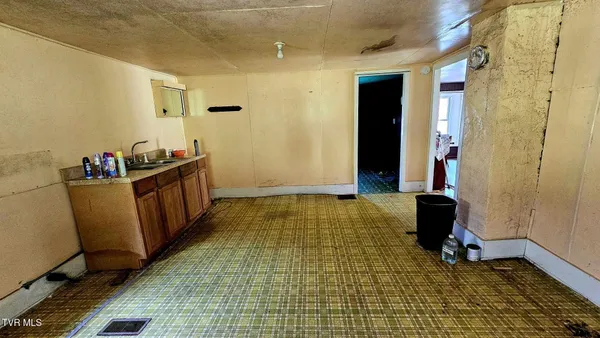 $175,000 | 4183 Stone Mountain Road, Coeburn, VA 24230