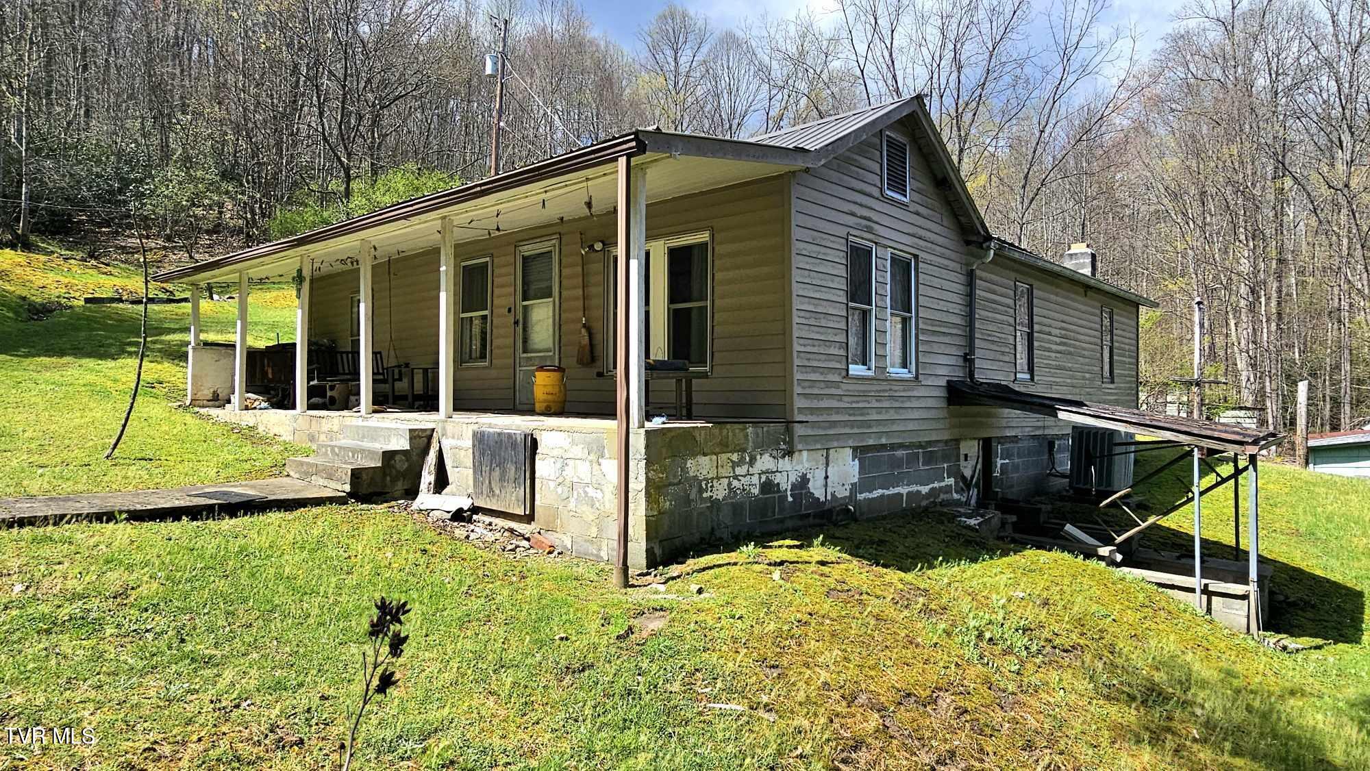 4183 Stone Mountain Road Coeburn, VA 24230 - Photo 2 of 20 2