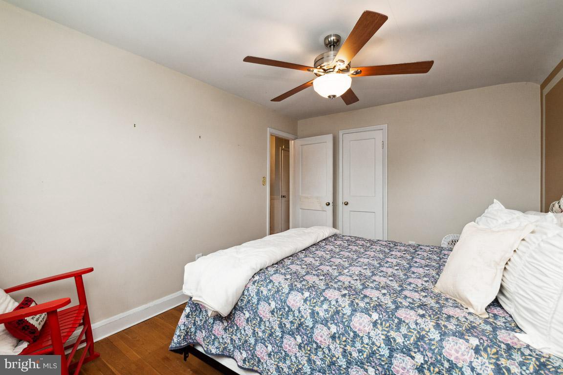 8336 Wyton Road Towson, MD 21286 - Photo 24 of 40 Primary bedroom