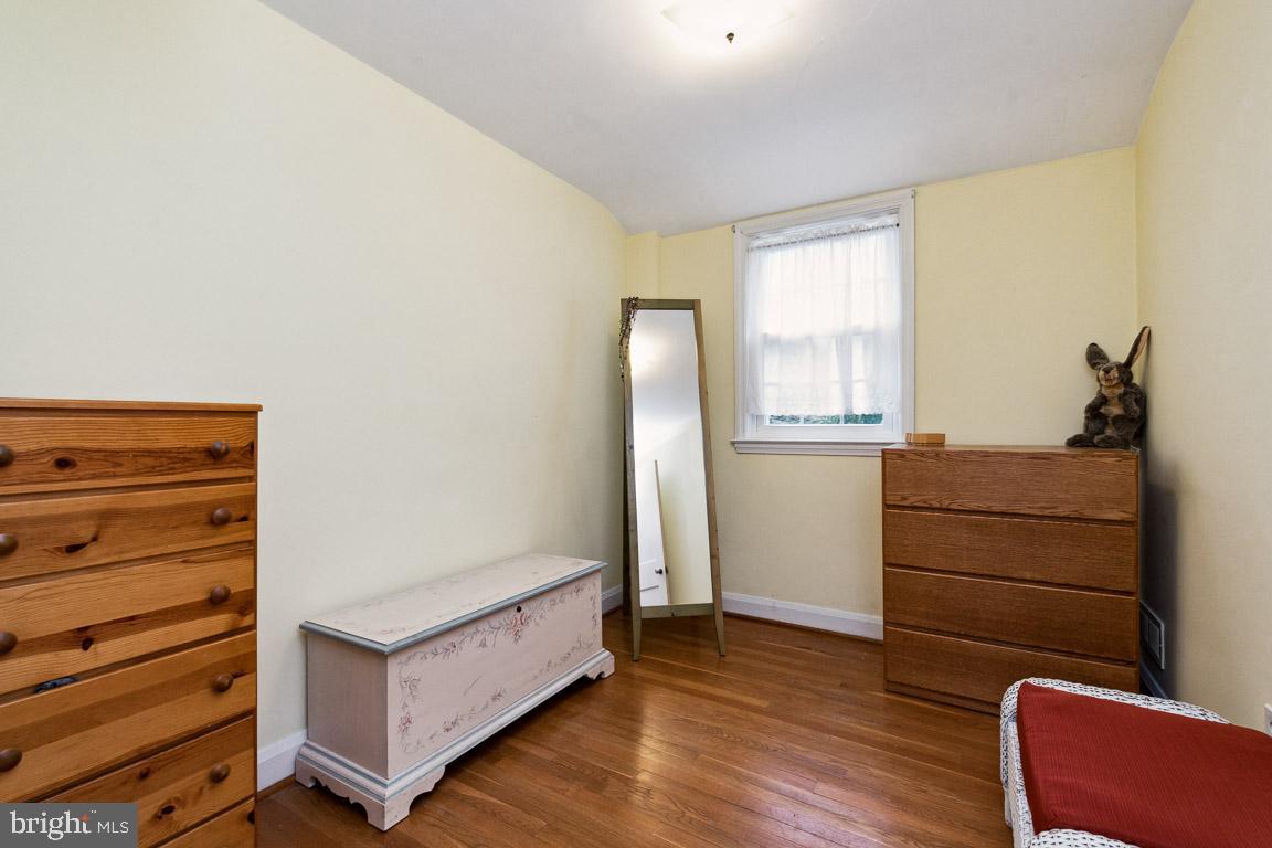 8336 Wyton Road Towson, MD 21286 - Photo 25 of 40 Bedroom 2