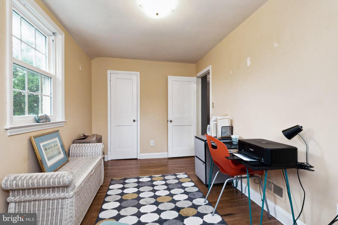 8336 Wyton Road Towson, MD 21286 - Photo 28 of 40 Bedroom 3