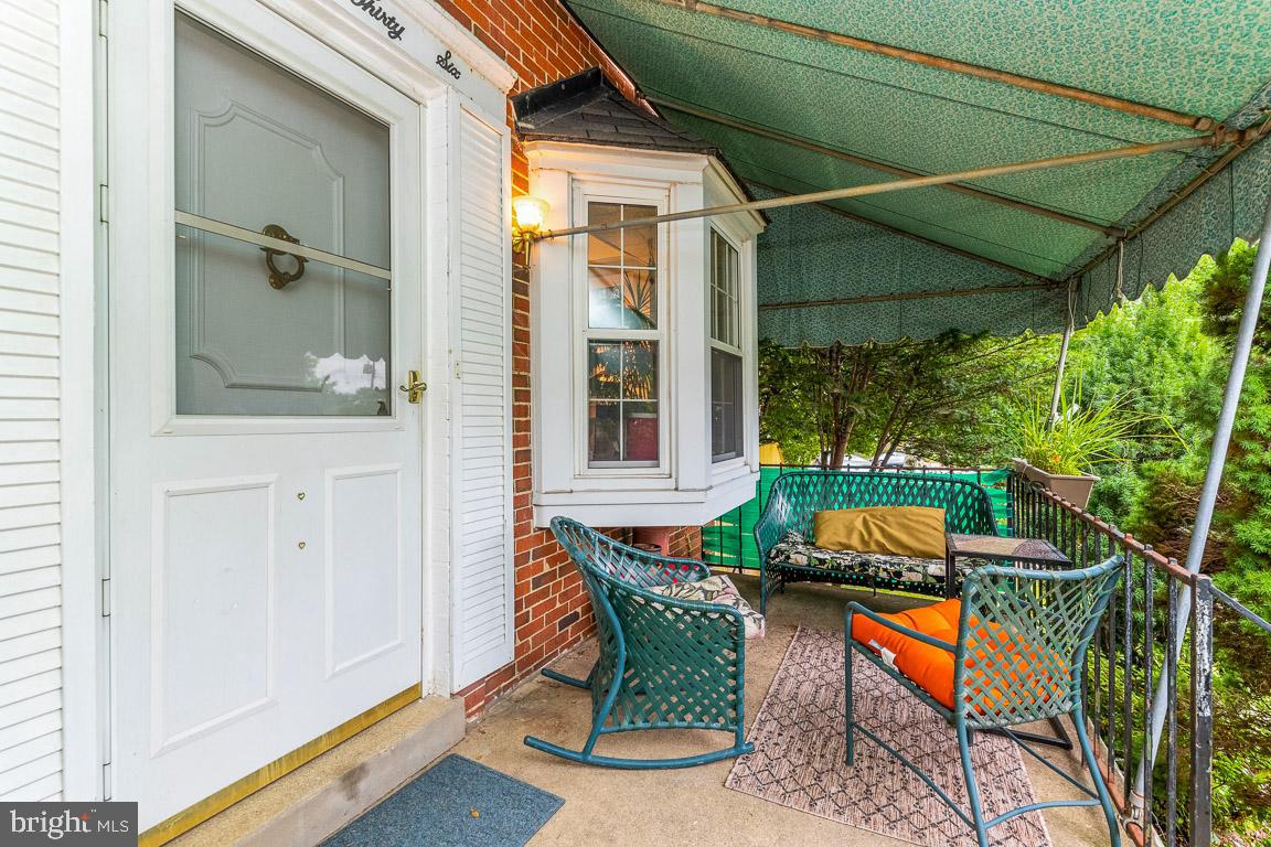 8336 Wyton Road Towson, MD 21286 - Photo 6 of 40 Front porch
