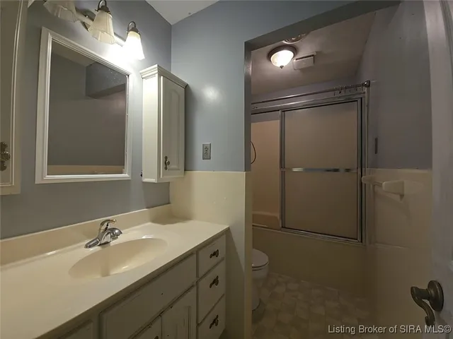 $370,000 | 130 East Eastern Hills Boulevard, Salem, IN 47167