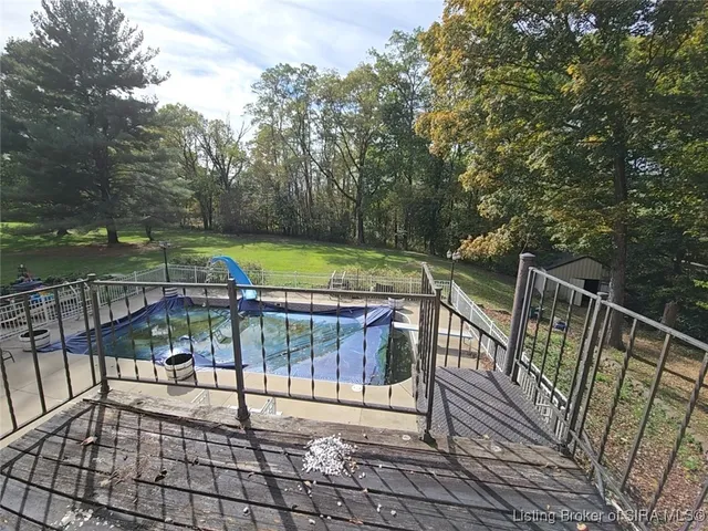 $370,000 | 130 East Eastern Hills Boulevard, Salem, IN 47167