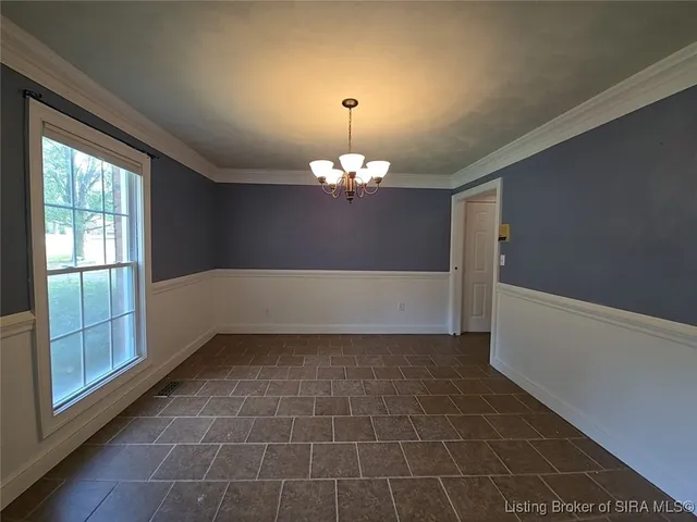 $370,000 | 130 East Eastern Hills Boulevard, Salem, IN 47167