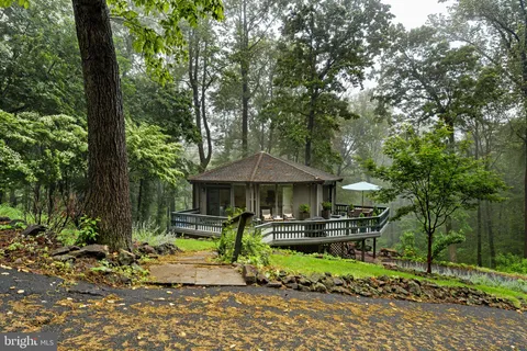 $645,000 | 42 Solebury Mountain Road, New Hope, PA 18938