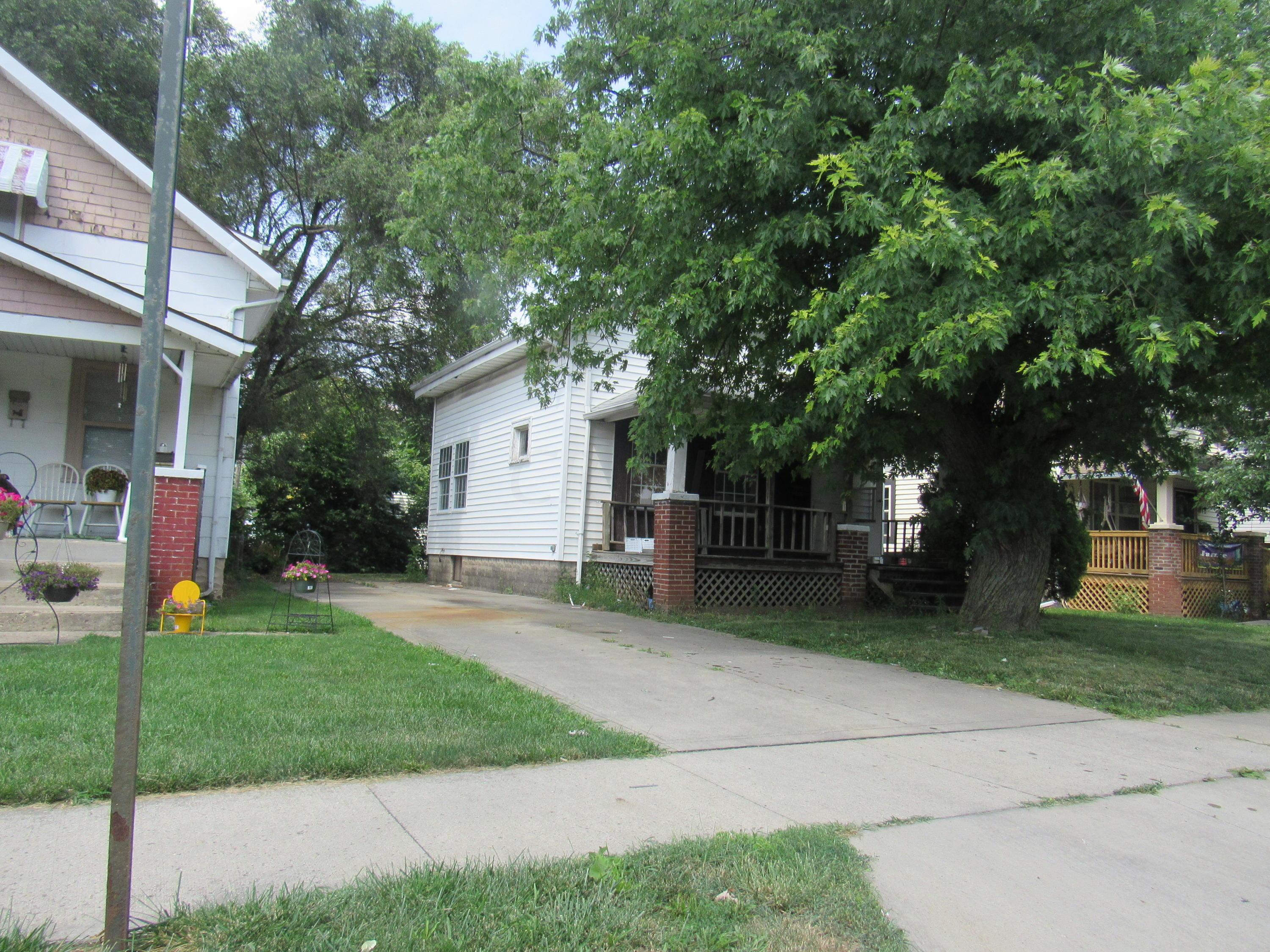 2480 Eakin Road Columbus, OH 43204 - Photo 2 of 14