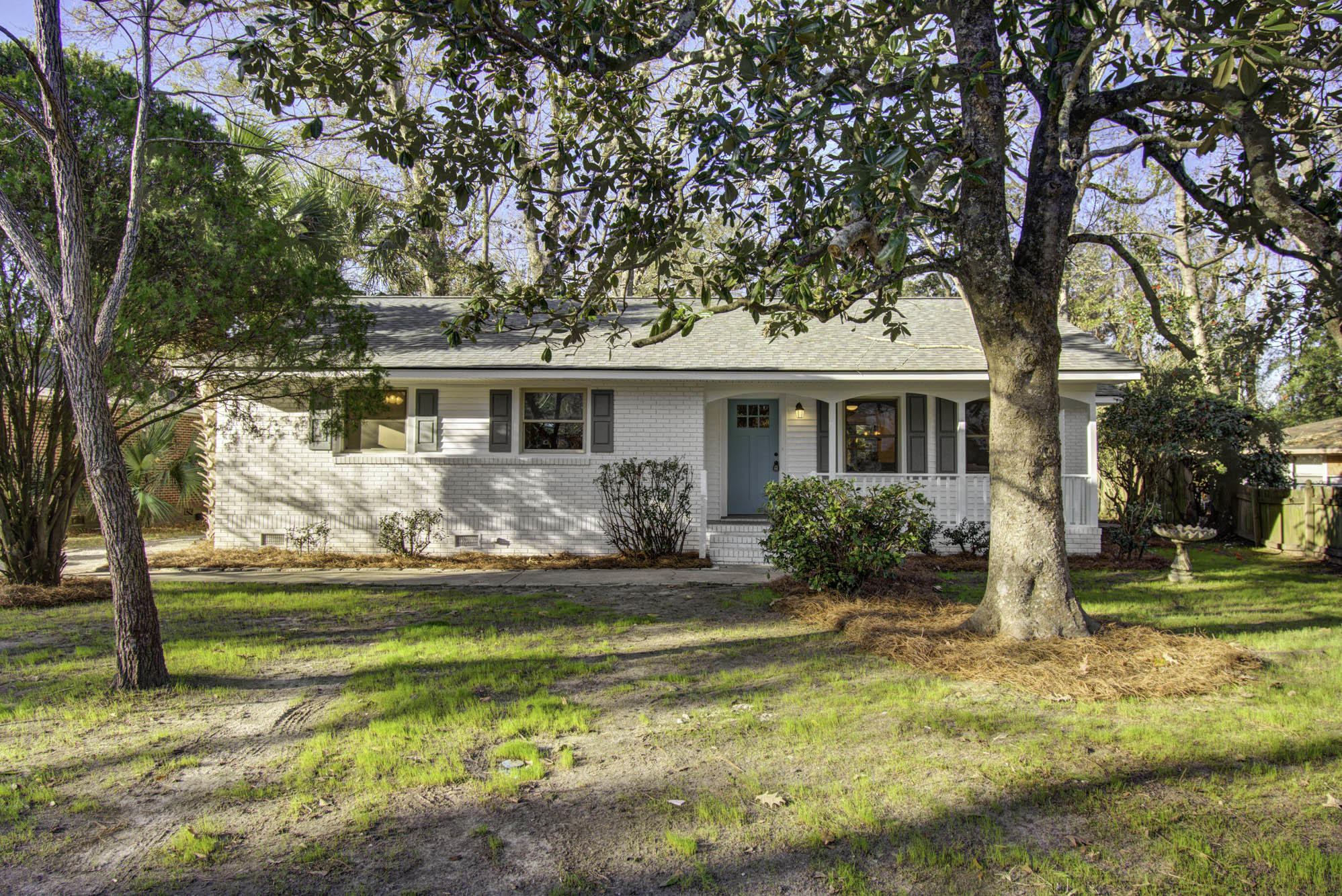 765 Shelley Road Charleston, SC 29407 - Photo 1 of 26 765 Shelley (1)