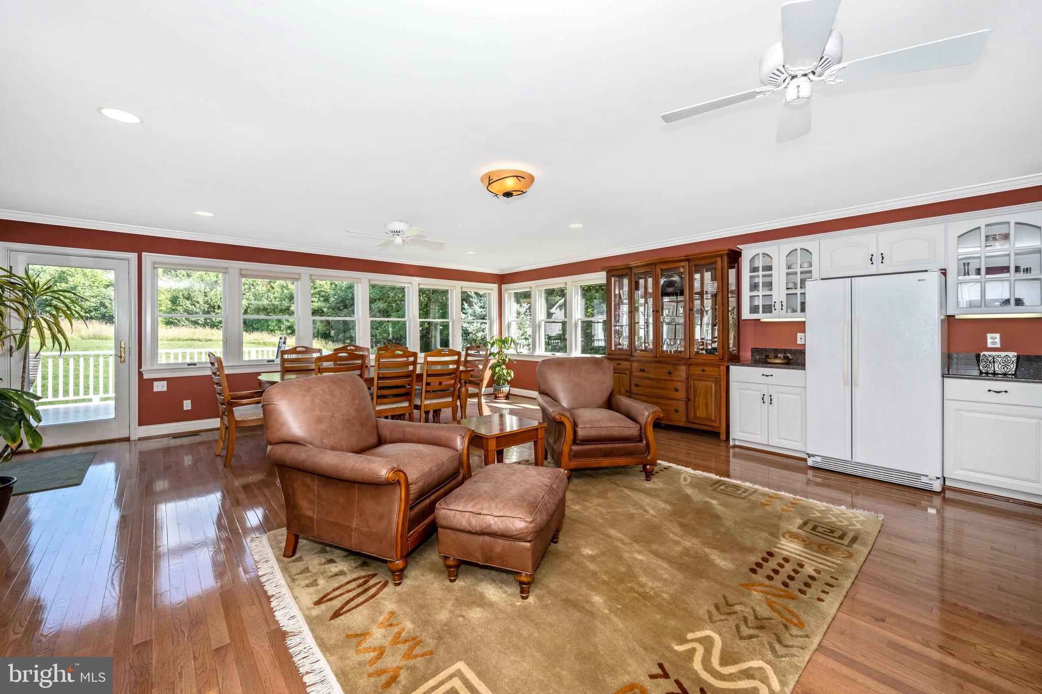 500 Morgan Station Road Woodbine, MD 21797 - Photo 35 of 79 Conversation area within expansive kitchen
