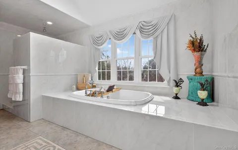 $3,799,000 | 301 Berry Hill Road, Syosset, NY 11791