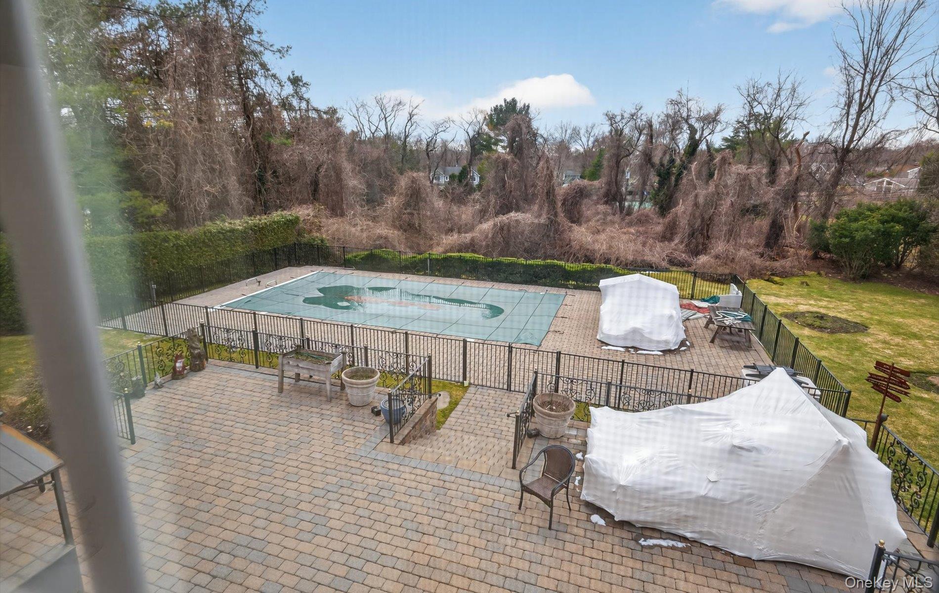 301 Berry Hill Road Syosset, NY 11791 - Photo 32 of 45