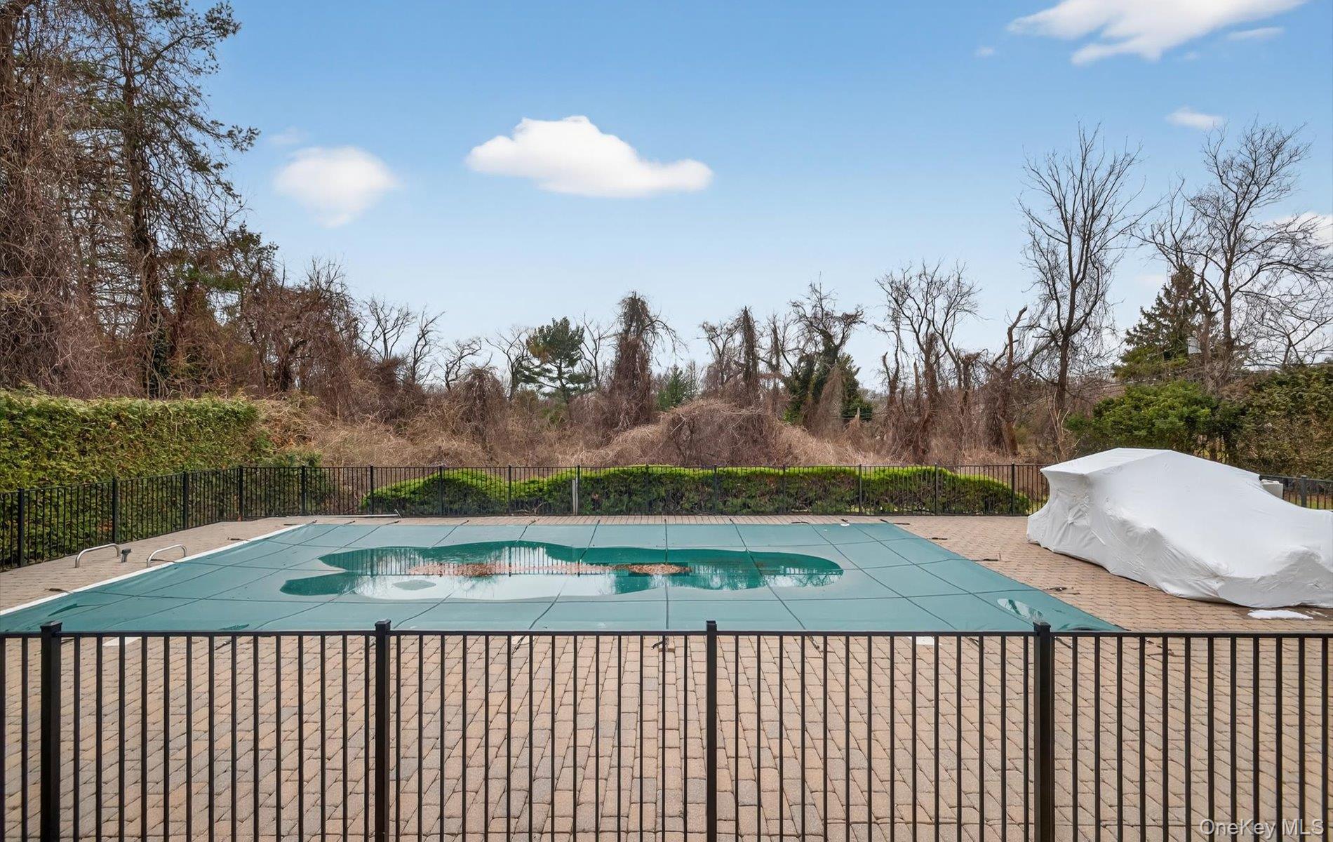 301 Berry Hill Road Syosset, NY 11791 - Photo 41 of 45