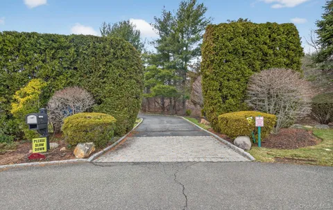$3,799,000 | 301 Berry Hill Road, Syosset, NY 11791