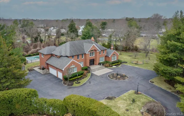 $3,599,999 | 301 Berry Hill Road, Syosset, NY 11791
