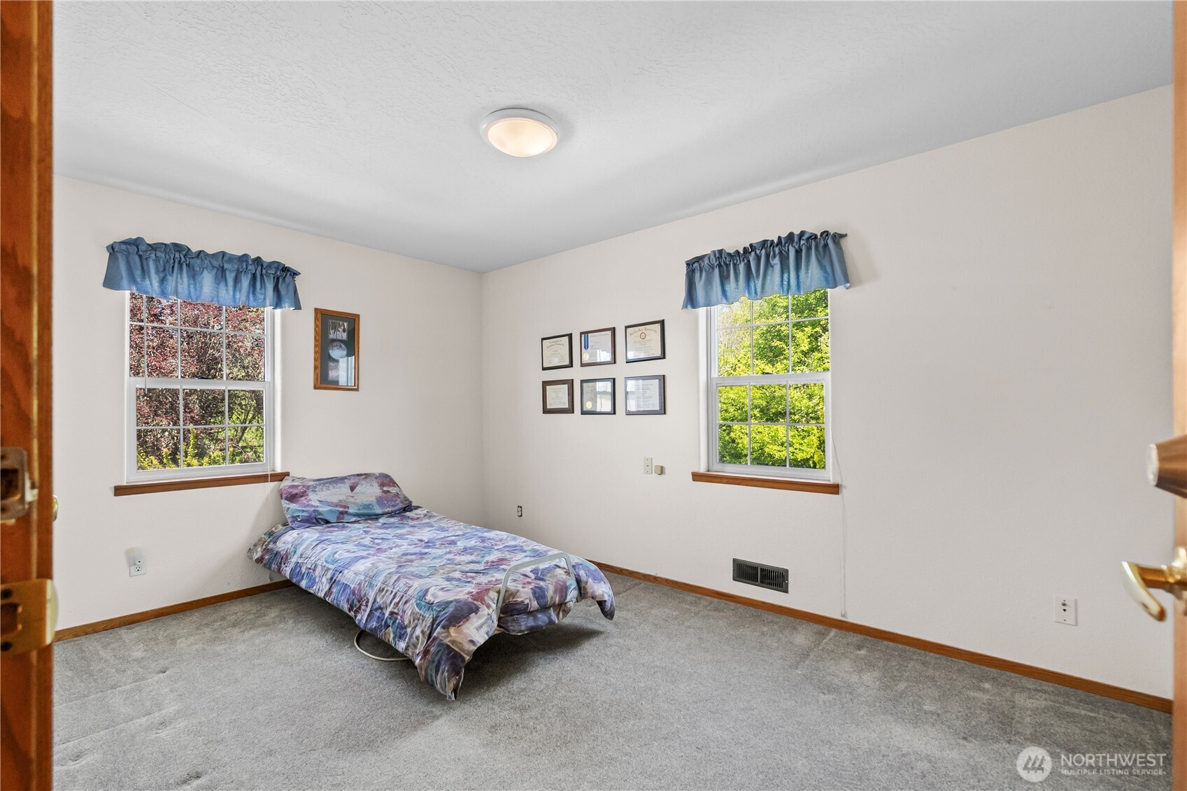 103 West Little Island Road Cathlamet, WA 98612 - Photo 15 of 40