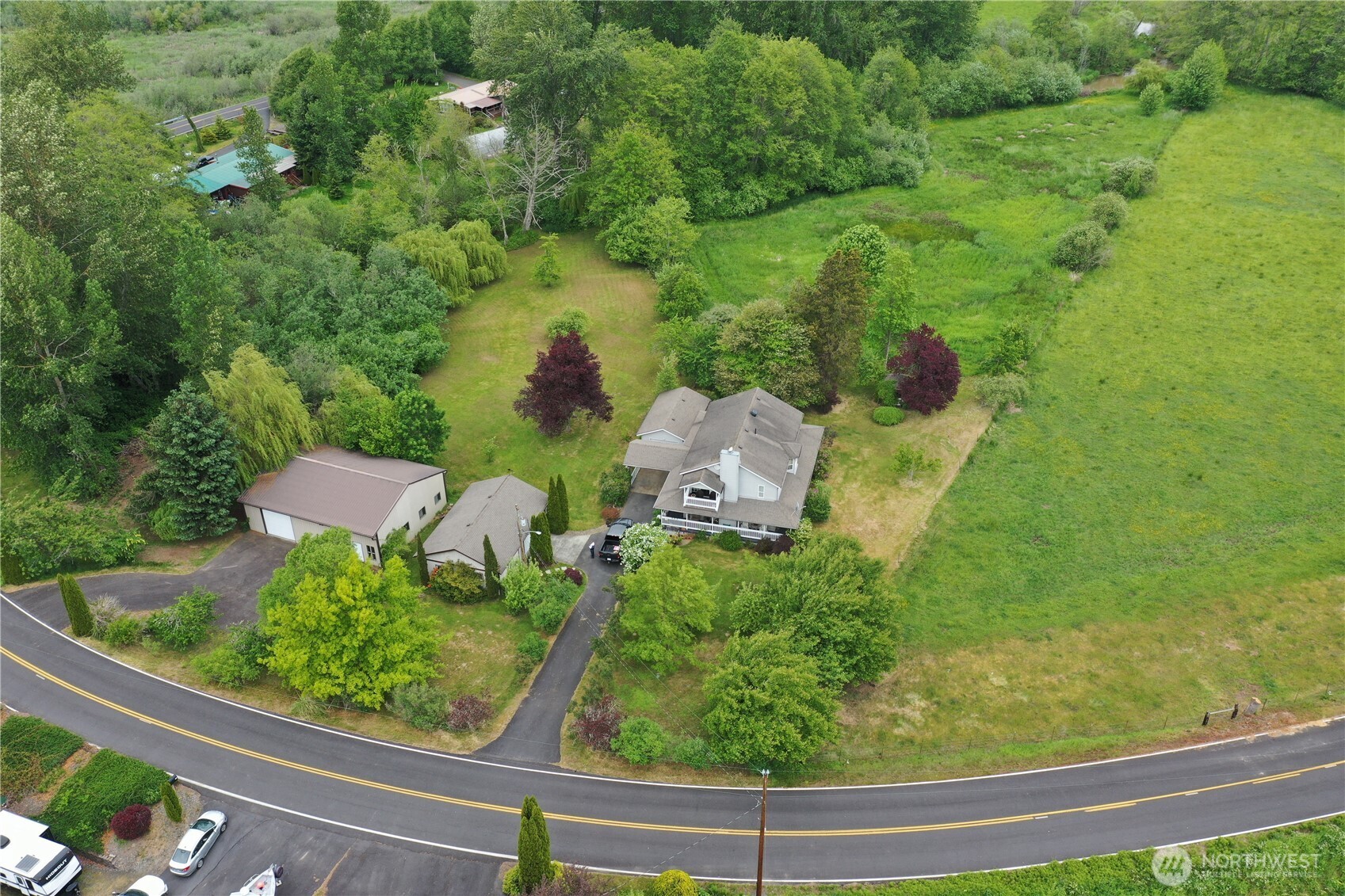 103 West Little Island Road Cathlamet, WA 98612 - Photo 2 of 40