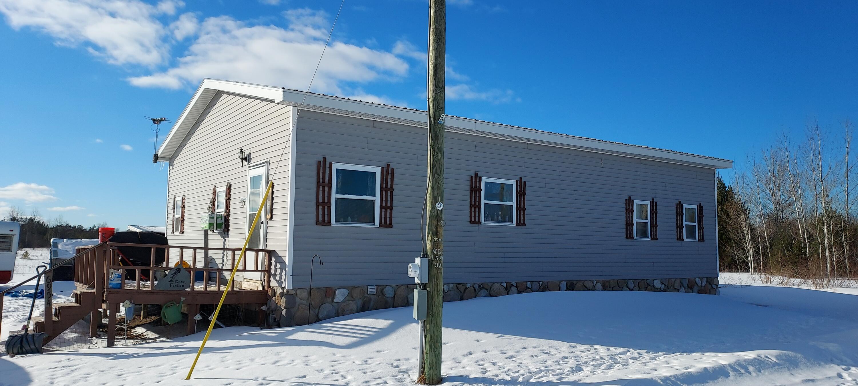 6954 Trudeau Road Cheboygan, MI 49721 - Photo 4 of 23 Gallery Image 4