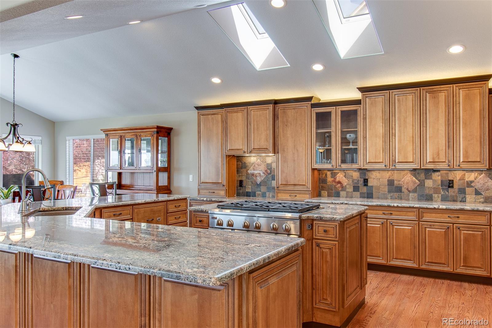 6835 Oberon Road Arvada, CO 80004 - Photo 16 of 38