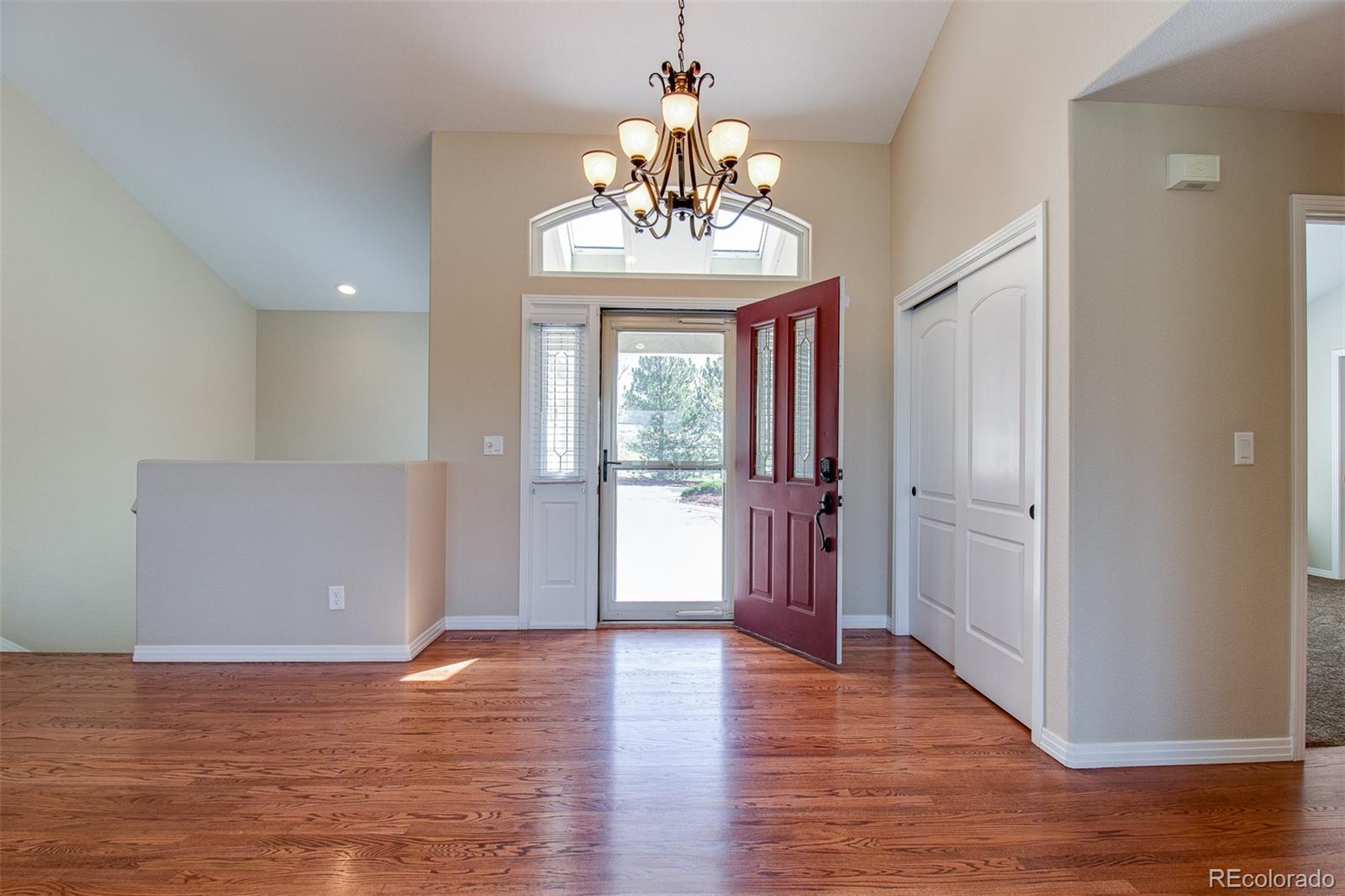 6835 Oberon Road Arvada, CO 80004 - Photo 6 of 38