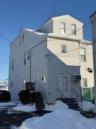 $1,500 | 179 Michigan Avenue, Paterson, NJ 07503